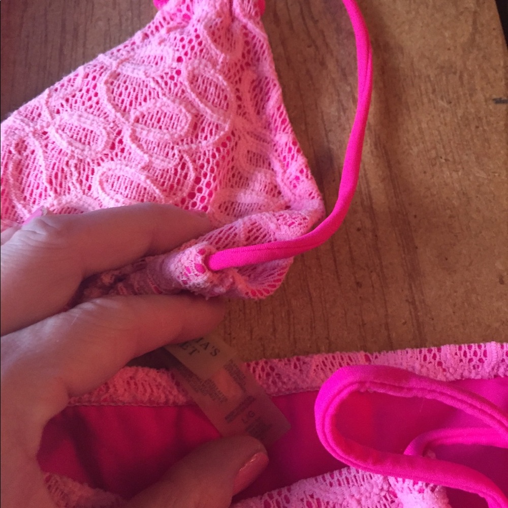 Victoria Secret Bikini TOP Only - Picture 3 of 6